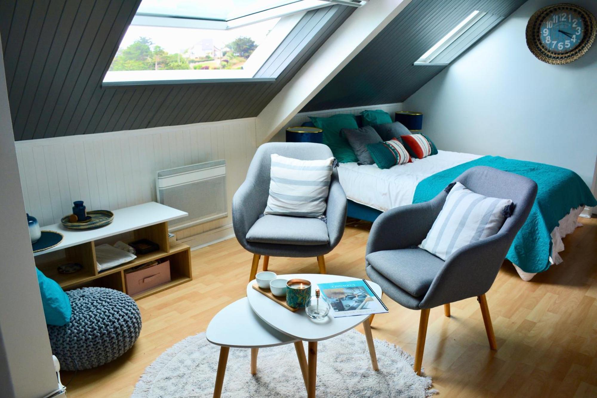 Agreable Cocon Sous Les Toits - Parking - Wifi Apartment เปลเนิฟ-วัล-อ็องเดร ภายนอก รูปภาพ